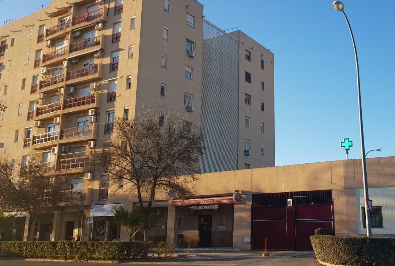 Apartamento Frente A Palacio De Congresos Siviglia Esterno foto